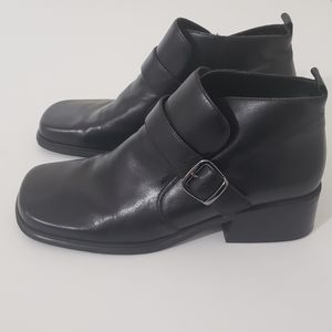 Bandolino | Quint squared Toe Ankle Boot Size 9